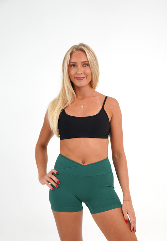V-Waist Scrunch Shorts  - Green